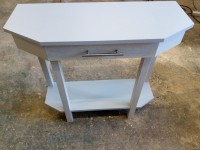 /album/ostatni/stolek-po-mikrovlnku-1-jpg/